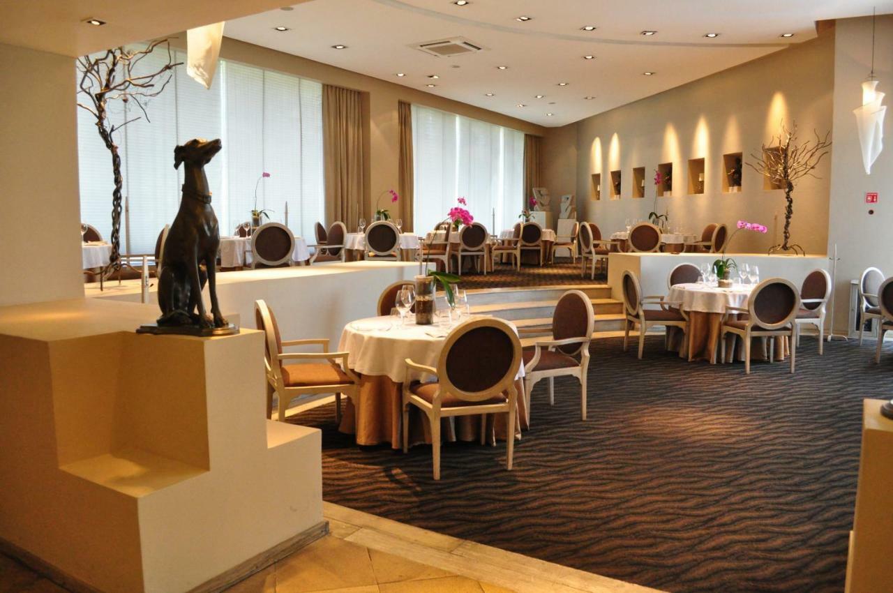 Hotel Royal Pedregal Città del Messico Esterno foto Restaurant "Schiff"