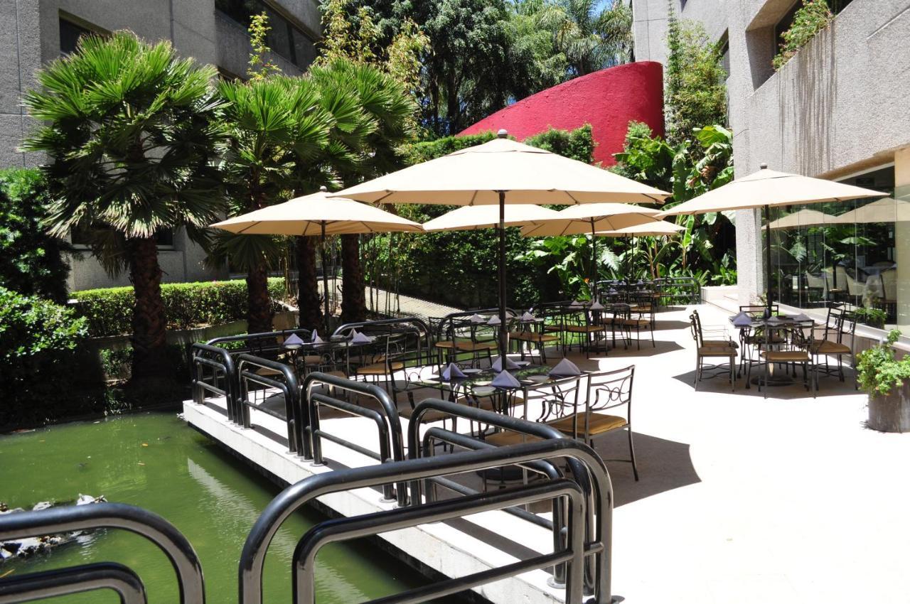 Hotel Royal Pedregal Città del Messico Esterno foto The patio at the Los Angeles County Museum of Art